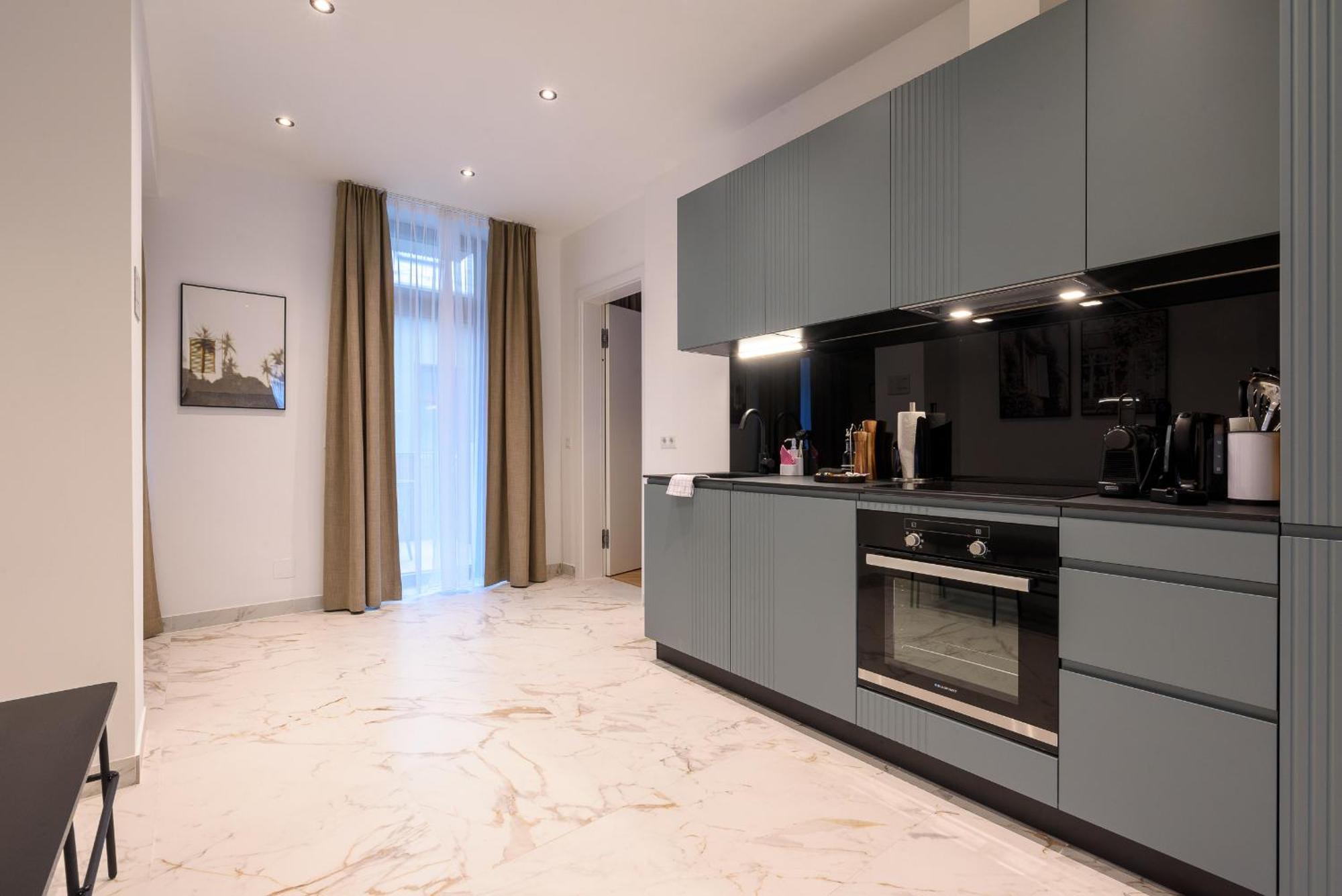 Limehome Vienna Karajangasse Номер фото
