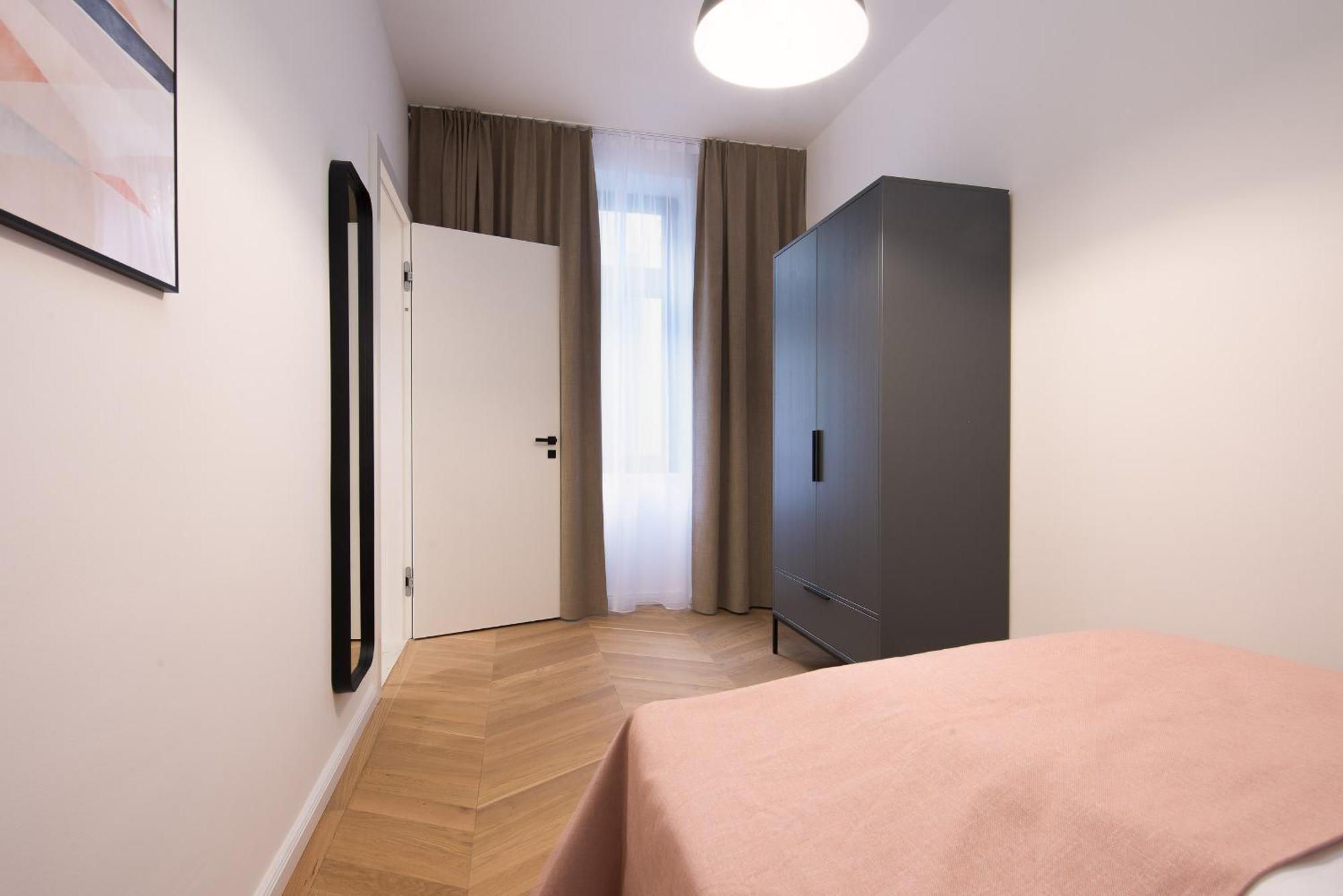 Limehome Vienna Karajangasse Номер фото